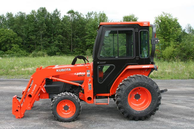 Kubota-L2800-web4.jpg